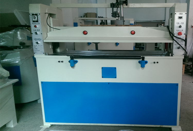 WL-822(ƽ��ʽ)25T��30T ƽ��ʽ�͉��Ô��C(j��)