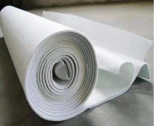 復(fù)合土工膜可以劃分為這兩種類型的產(chǎn)品